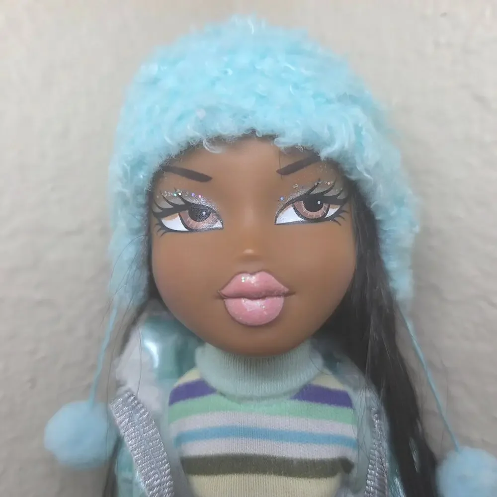 Vintage 2003 Bratz Wintertime Wonderland Sasha Doll Original Clothes Accessories